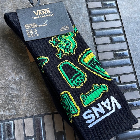 Vans Other - VANS “Off The Wall” Men’s socks